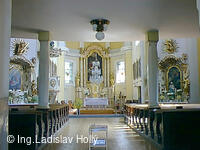 Bělotín, Farní kostel sv. Jiří