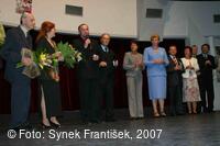 Mezinárodní folklorní festival Písní a tancem