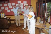 Setkání Jeníčků a Mařenek 2009 - uvedení Jana Přeučila do Síně slávy