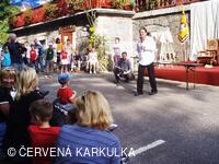 Království perníku 2009 - dražba perníkových zvířátek ve prospěch MŠ Ráby