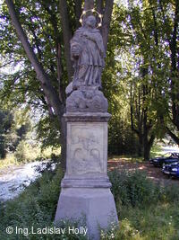 Socha sv. Jana Nepomuckého