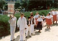 Luhačovice, Mezinárodní folklorní festival Písní a tancem