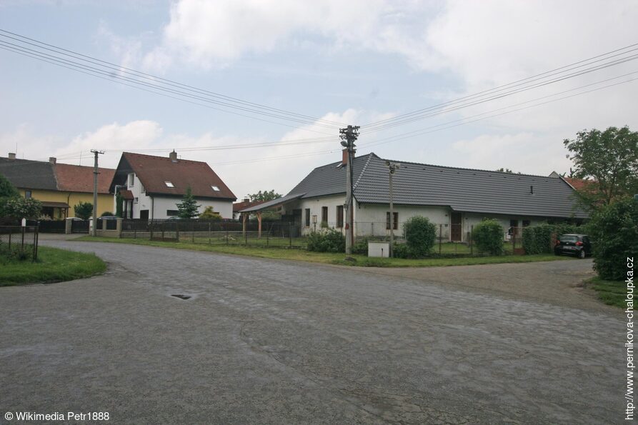 Lány č. p. 32
