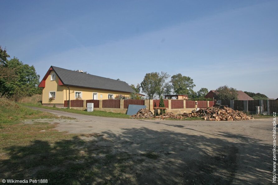 Loděnice čp. 9