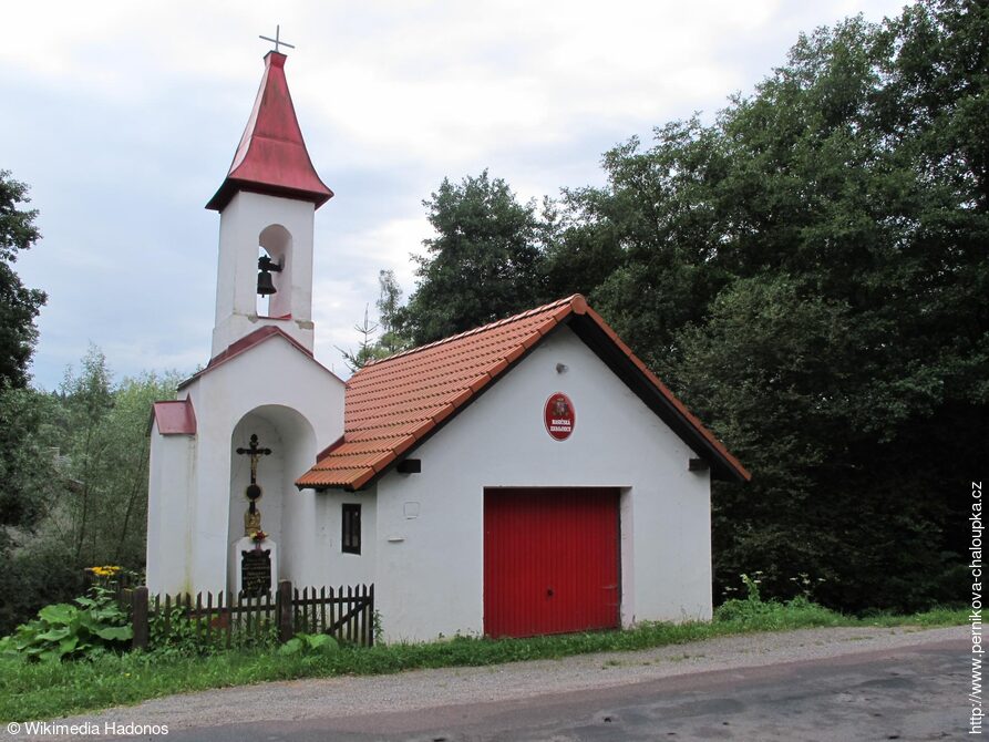 Travná, Horní Bradlo - Zvonička s hasičskou zbrojnicí