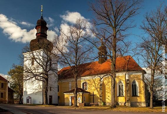 Kostel sv. Michaela archanděla v Licibořicích