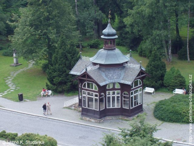 MINERÁLNÍ VODA