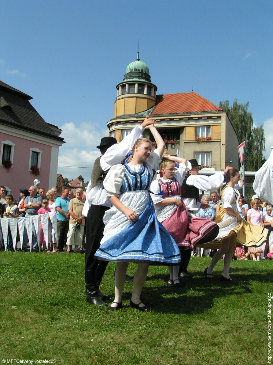 Mezinárodní folklorní festival Červený Kostelec