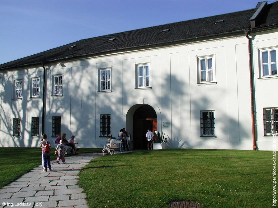 Bílý zámek Hradec nad Moravicí