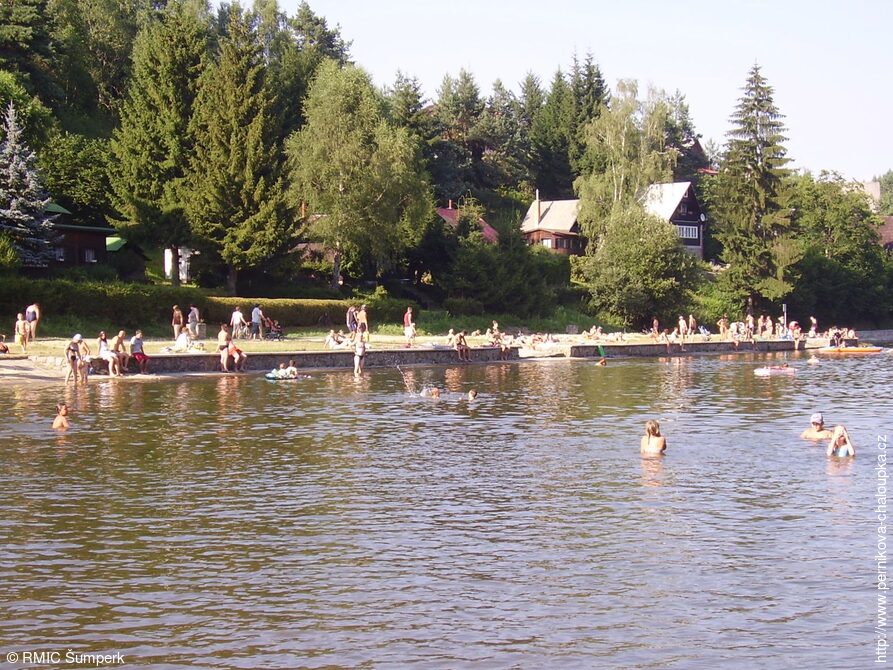 KOLIBA BOZÉŇOV