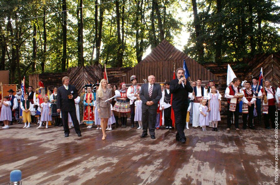 Mezinárodní folklorní festival Červený Kostelec