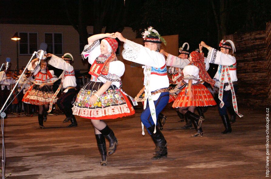Mezinárodní folklorní festival Červený Kostelec